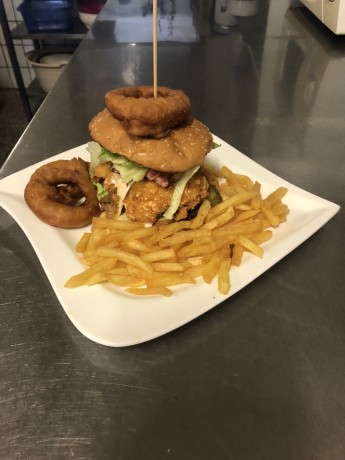 IMG-2c5dbf9e7a7f35f5445a32ec7eaf6c80-V